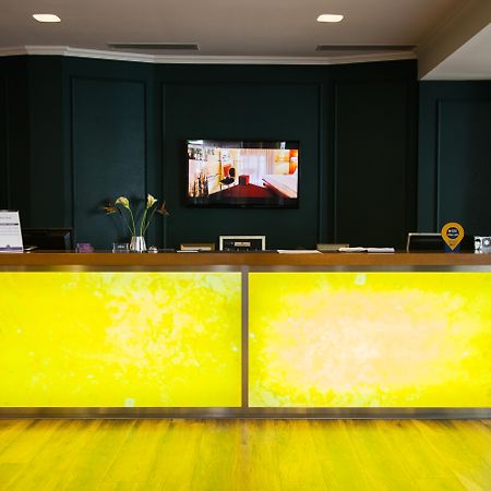 Diplomat Hotel & Spa Tirana Exteriör bild
