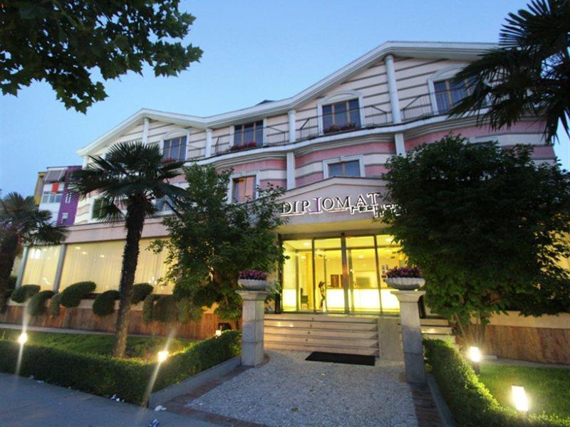 Diplomat Hotel & Spa Tirana Exteriör bild
