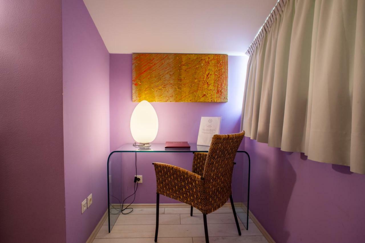 Diplomat Hotel & Spa Tirana Exteriör bild